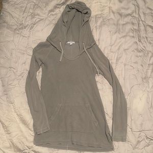 James Perse, light gray pullover hoodie. Size 2 (women’s M/L)
